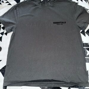 ESSENTIALS FEAR OF GOD Men’s black shirt